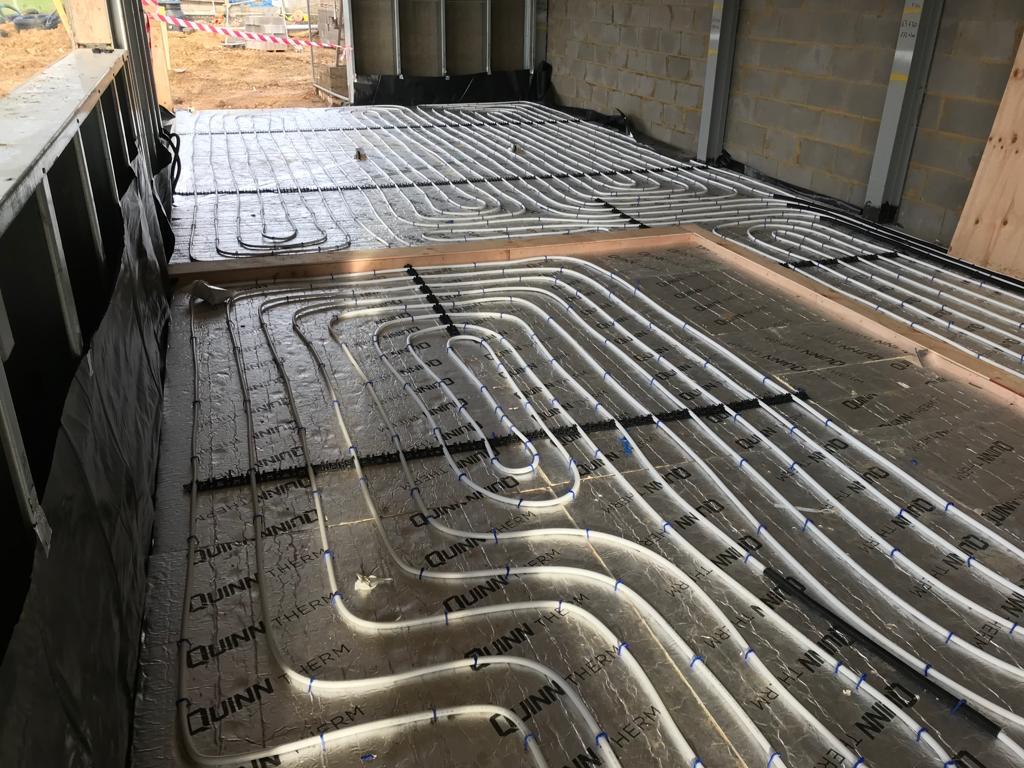 Underfloor heating pipework on insulation